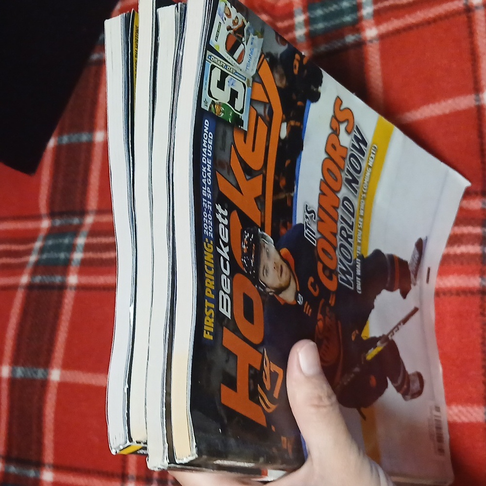 Beckett Hockey Magazine Collection (4) - Picture 7 of 14